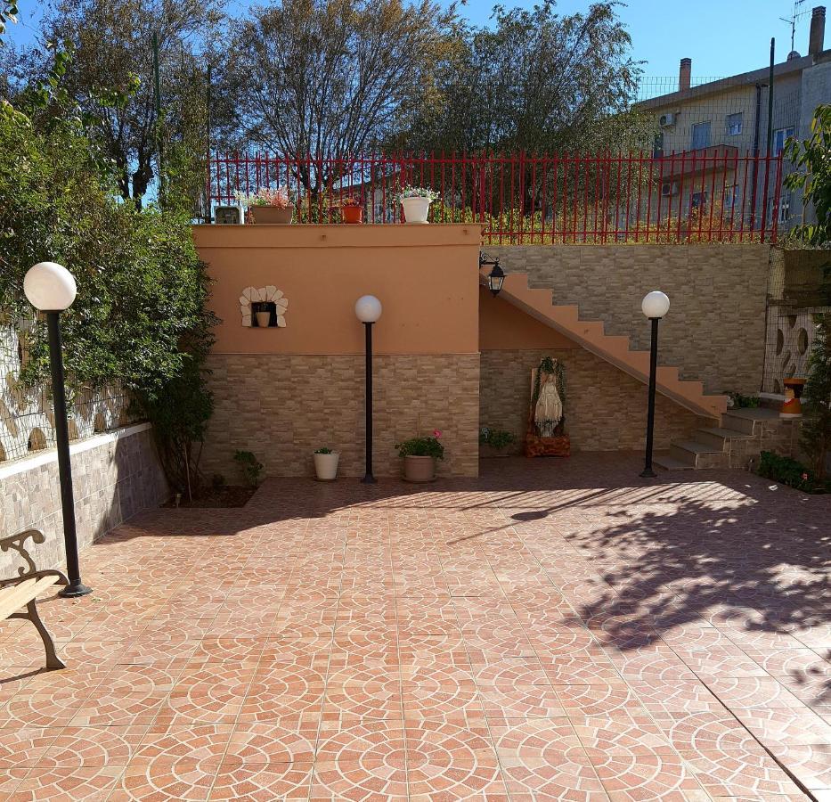 Shabby Chic Rooms Con Cucina E Giardino Privato Pomarico Εξωτερικό φωτογραφία