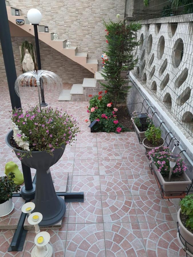 Shabby Chic Rooms Con Cucina E Giardino Privato Pomarico Εξωτερικό φωτογραφία
