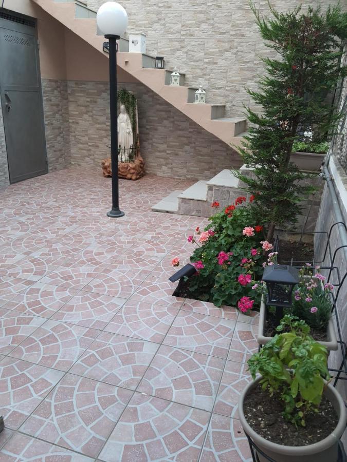 Shabby Chic Rooms Con Cucina E Giardino Privato Pomarico Εξωτερικό φωτογραφία