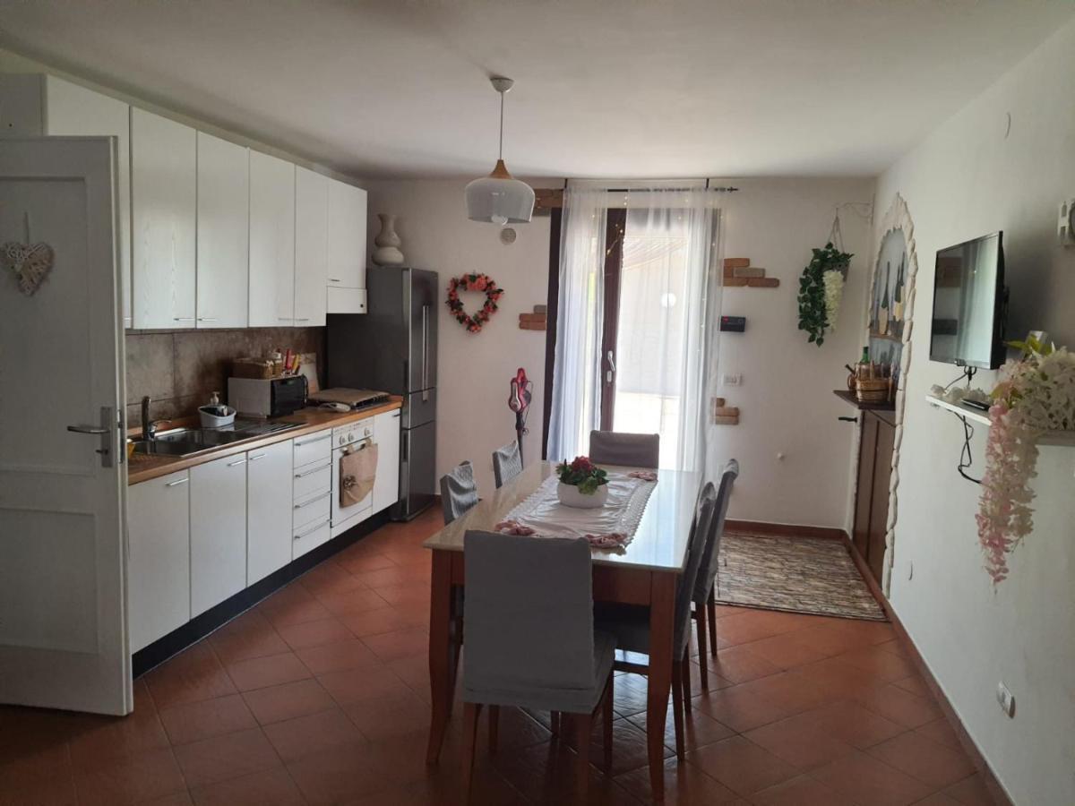 Shabby Chic Rooms Con Cucina E Giardino Privato Pomarico Εξωτερικό φωτογραφία