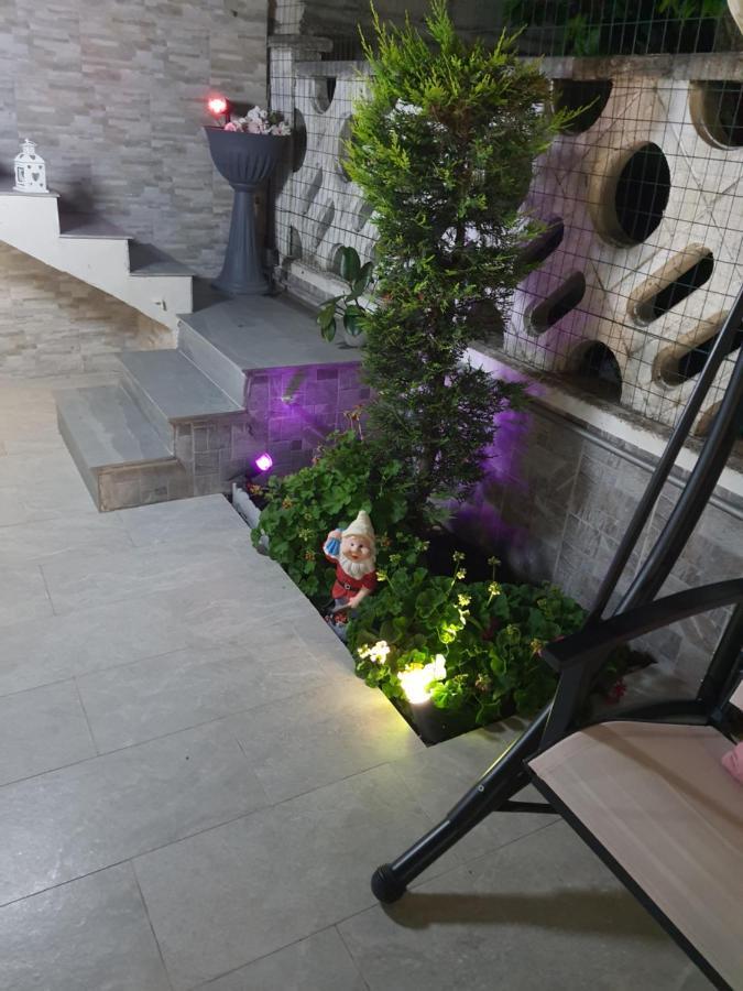 Shabby Chic Rooms Con Cucina E Giardino Privato Pomarico Εξωτερικό φωτογραφία