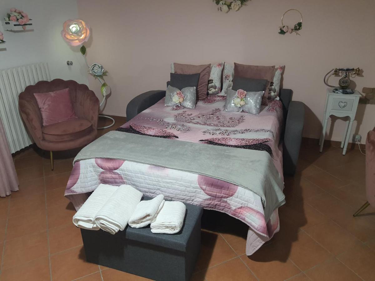 Shabby Chic Rooms Con Cucina E Giardino Privato Pomarico Εξωτερικό φωτογραφία