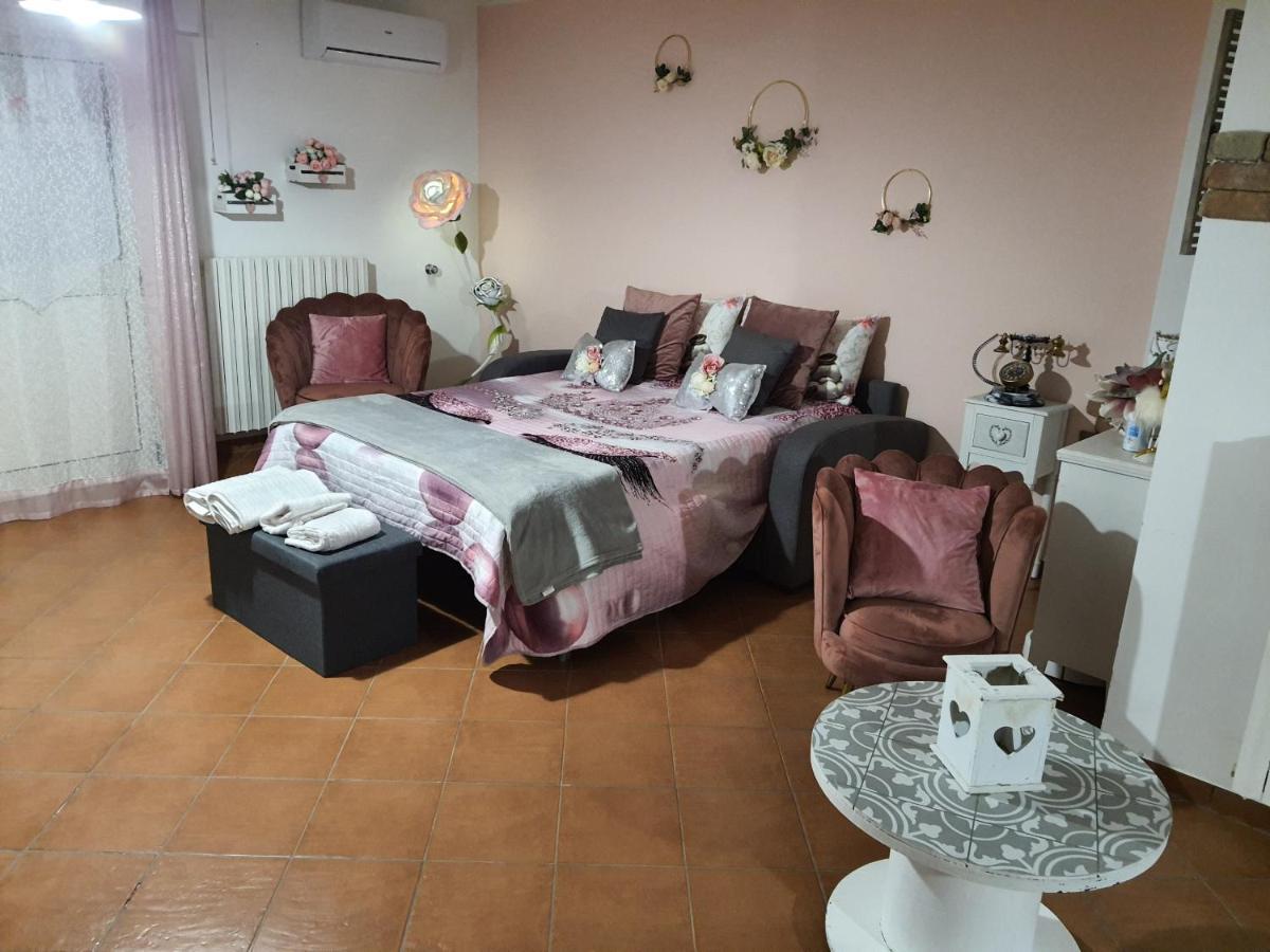 Shabby Chic Rooms Con Cucina E Giardino Privato Pomarico Εξωτερικό φωτογραφία